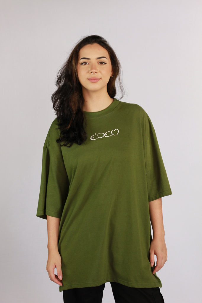 Camiseta Édem Oversized Love