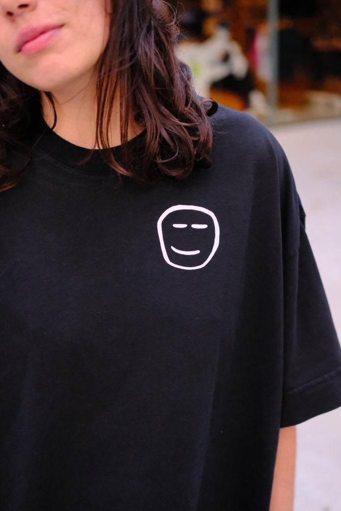 Camiseta Oversized Nobody Knows