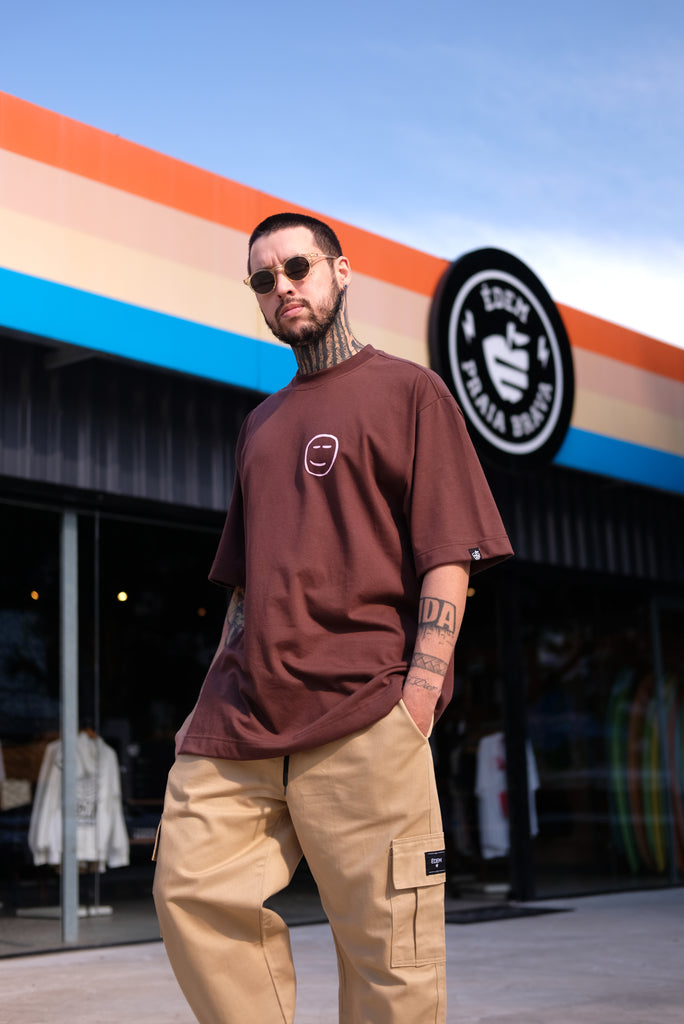 Camiseta Oversized Nobody Knows